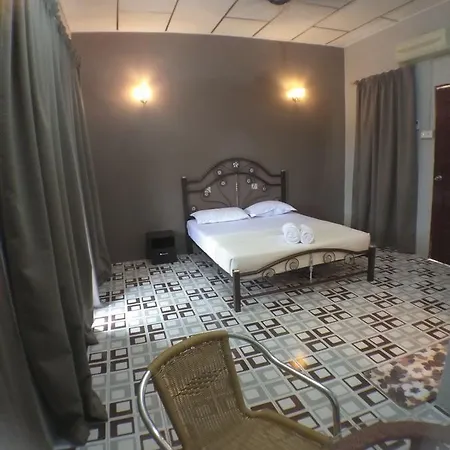 Hana Guesthouse Kuala Tahan Exterior photo